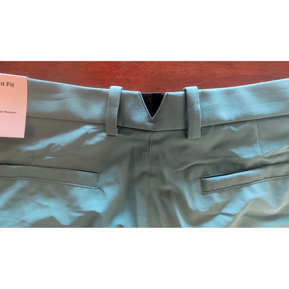 Nike Dri-Fit Mens Mint Green Quick Dry Golf Shorts Standard Fit Size 42 - Picture 7 of 8